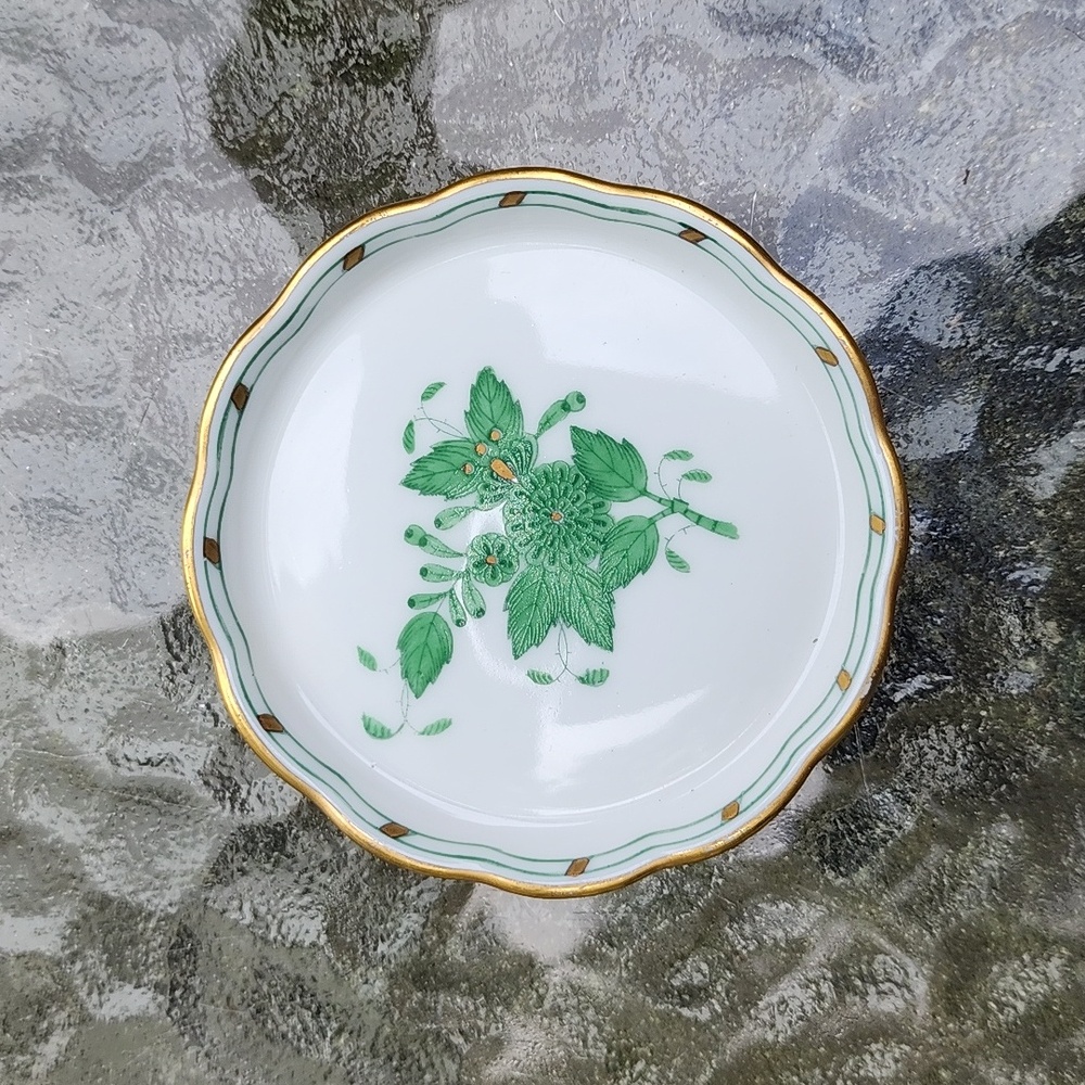 Herend Chinese bouquet mini scalloped dish